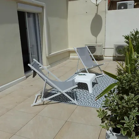 La Corniche Midalain A Cote Des Plages