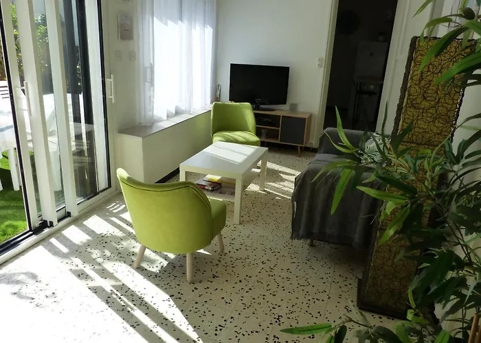 Villa La Corniche Midalain A Cote Des Plages