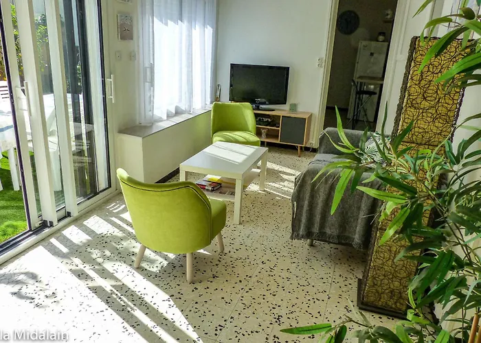 Villa La Corniche Midalain A Cote Des Plages