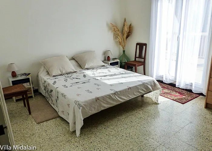 Villa La Corniche Midalain A Cote Des Plages *