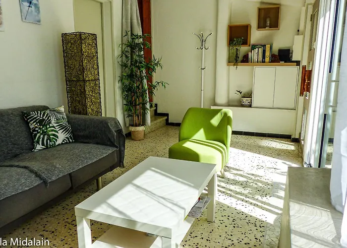 Villa La Corniche Midalain A Cote Des Plages *