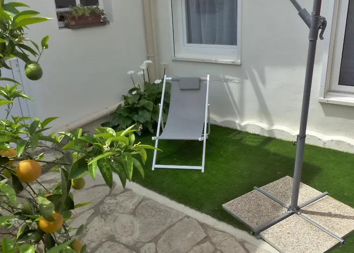 Villa La Corniche Midalain A Cote Des Plages Sète